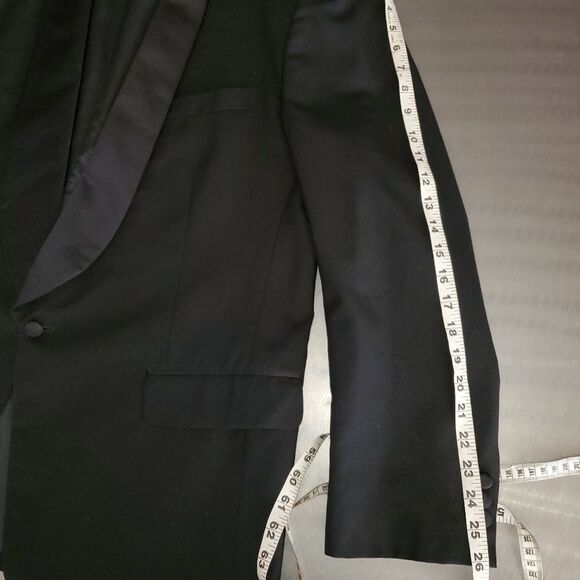 Pierre Balmain Wool Tuxedo Jacket Black Suiting Blazer Satin Shawl Collar 44R - Picture 15 of 16